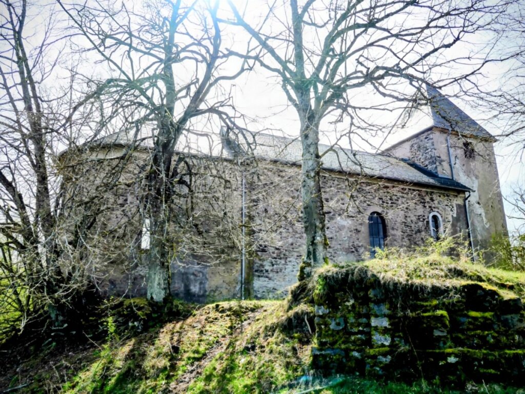 Kirchenruine Wollseifen im Nationalpark Eifel