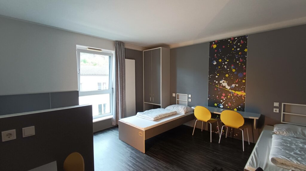 Barrierefreies Zimmer in der Jugendherberge Trier.